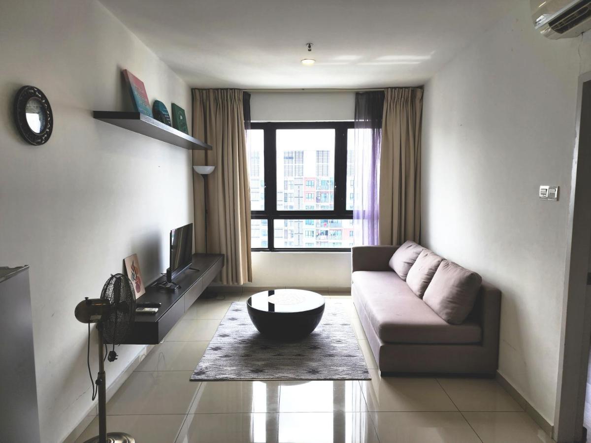 Lavender Suite # Shah Alam I-City Block B Homestay # 2R1B #Free Wifi & Parking エクステリア 写真