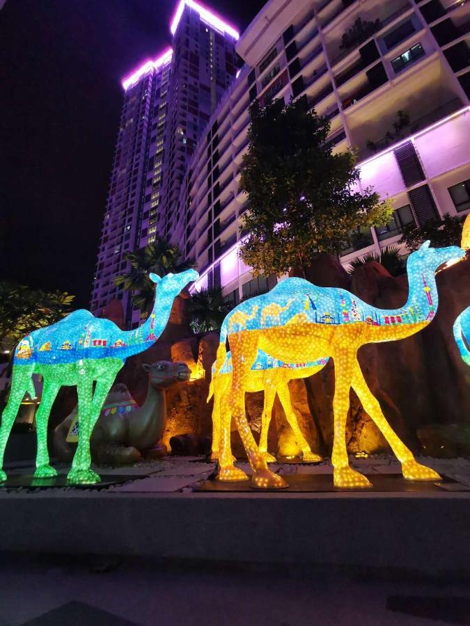 Lavender Suite # Shah Alam I-City Block B Homestay # 2R1B #Free Wifi & Parking エクステリア 写真